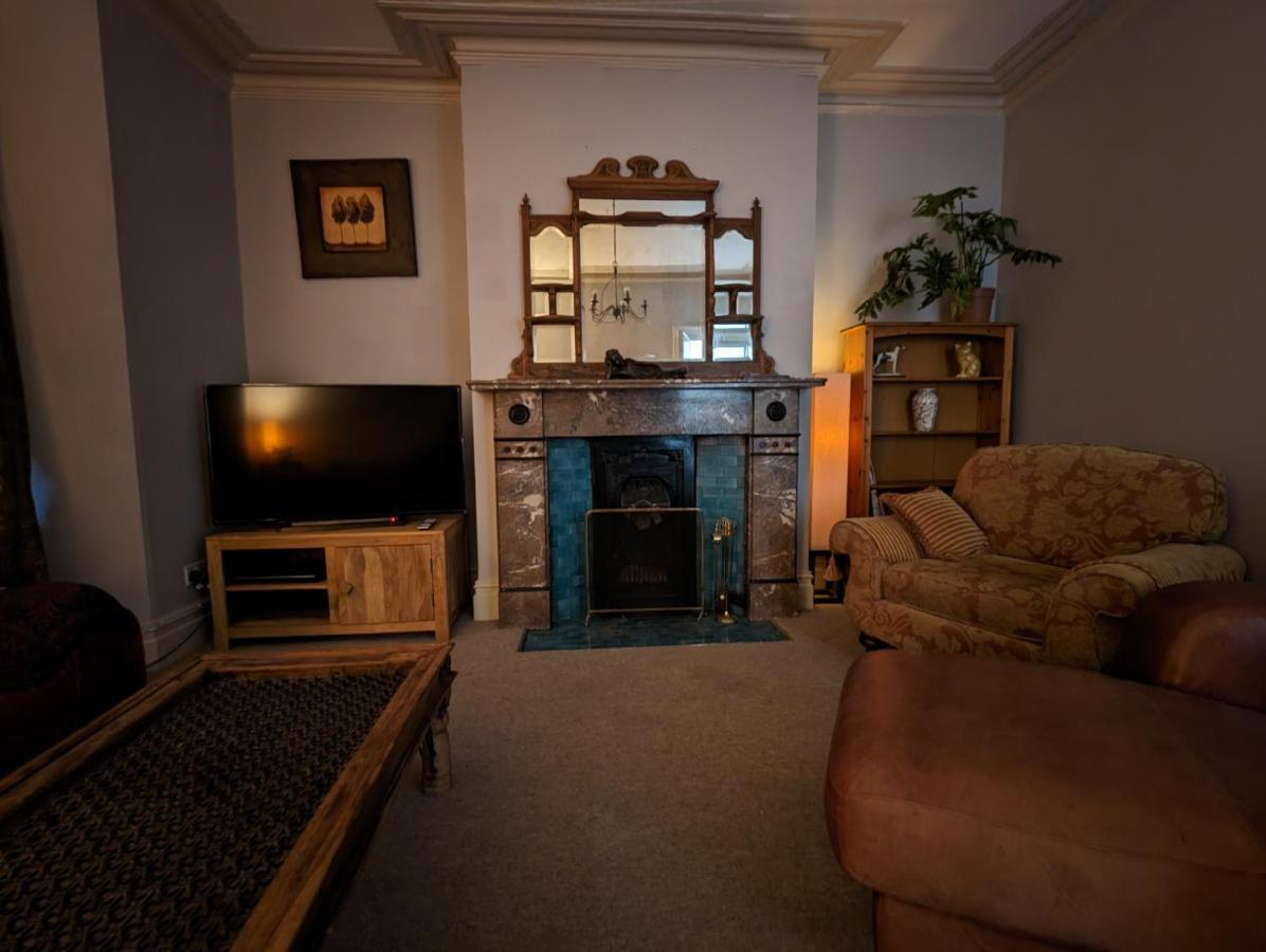5 Bed Terraced Family Home Bristol + Parking Exterior foto